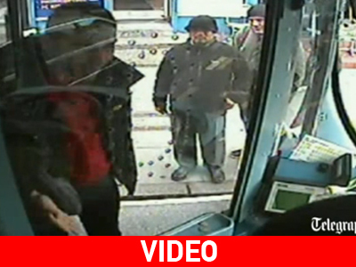 Απίστευτο ξέσπασμα ενός επιβάτη λεωφορείου